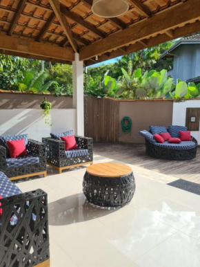 Linda Casa em Ubatuba Condomínio Fechado